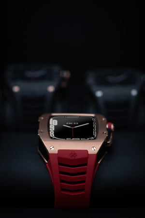 【新商品】ゴールデンコンセプトのApple Watch7対応モデルに、「Racing Sports Edition」が追加発売