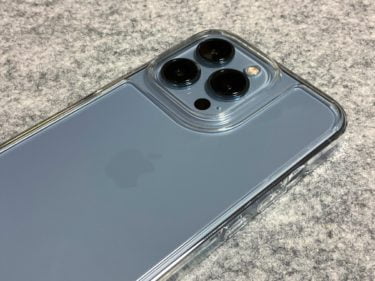 【ウラチェックレビュー】Spigen  Quartz Hybrid iPhone 13 Pro Case（シュピゲン）｜硬度9Hの背面とTPUの側面で透明感の高いクリアケースの紹介
